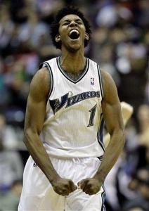 当中路需控 当中路需控