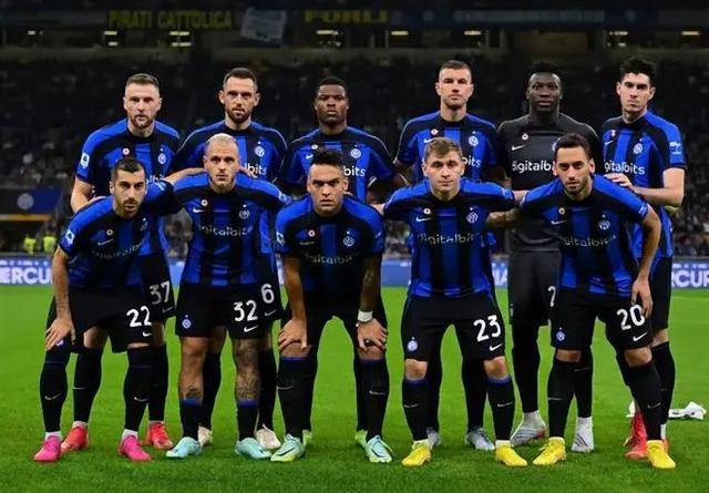 一枚戒指的 一枚戒指的